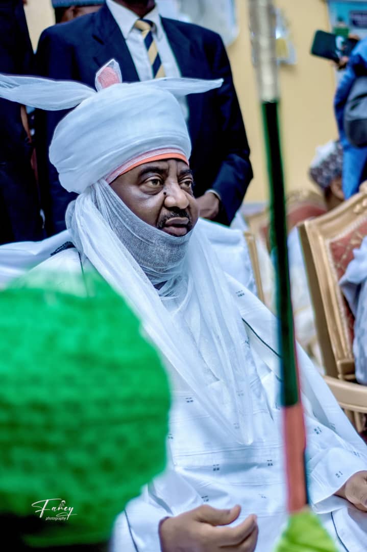 PHOTOS: Dethroned Kano Emir Aminu Bayero Makes First Official Outing Since Emirship Tussle