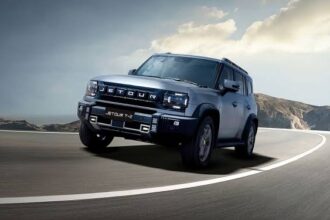 Chinese Shock Auto World, Announces Floating Cars, Offer 10 Yrs/1,000,000km Warranty
