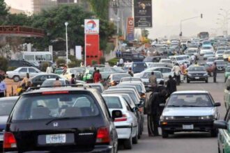 Petrol Scarcity Spreads Across Nigeria, Sells For 1300/Litre At Black Market