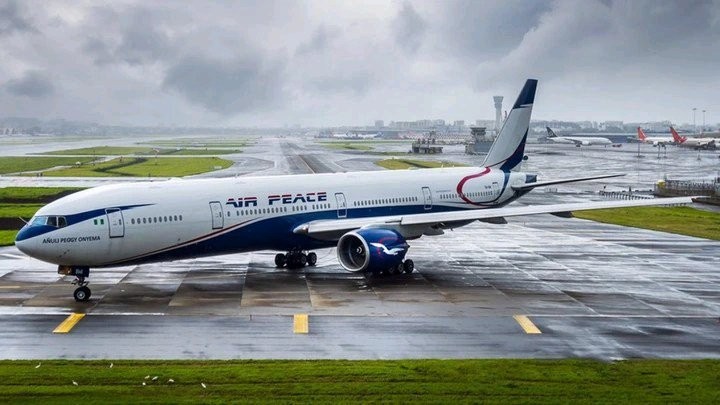 Again, Air Peace Plane Suffers Malfunction, Windshield Shatters Upon Landing At Abuja Airport; Officials Cover Up Incident