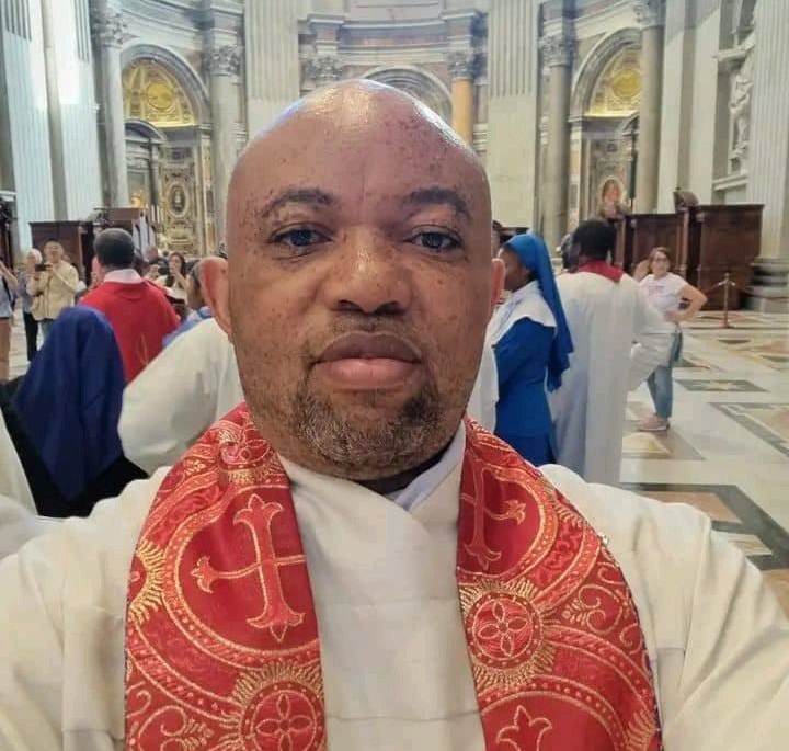 Catholic Priest, Fr. Angelo Chidi Unegbu Criticizes Nigerian Christianity, Calls For Compassion Over Tithing