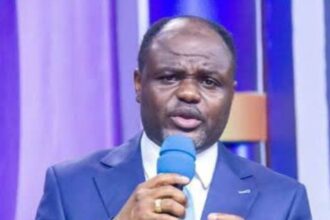 Top Pastors Disagree Over Payment Of TITHE! Pastor Adeboye, Bishop Oyedepo, Others Take On Pastor Abel Damina